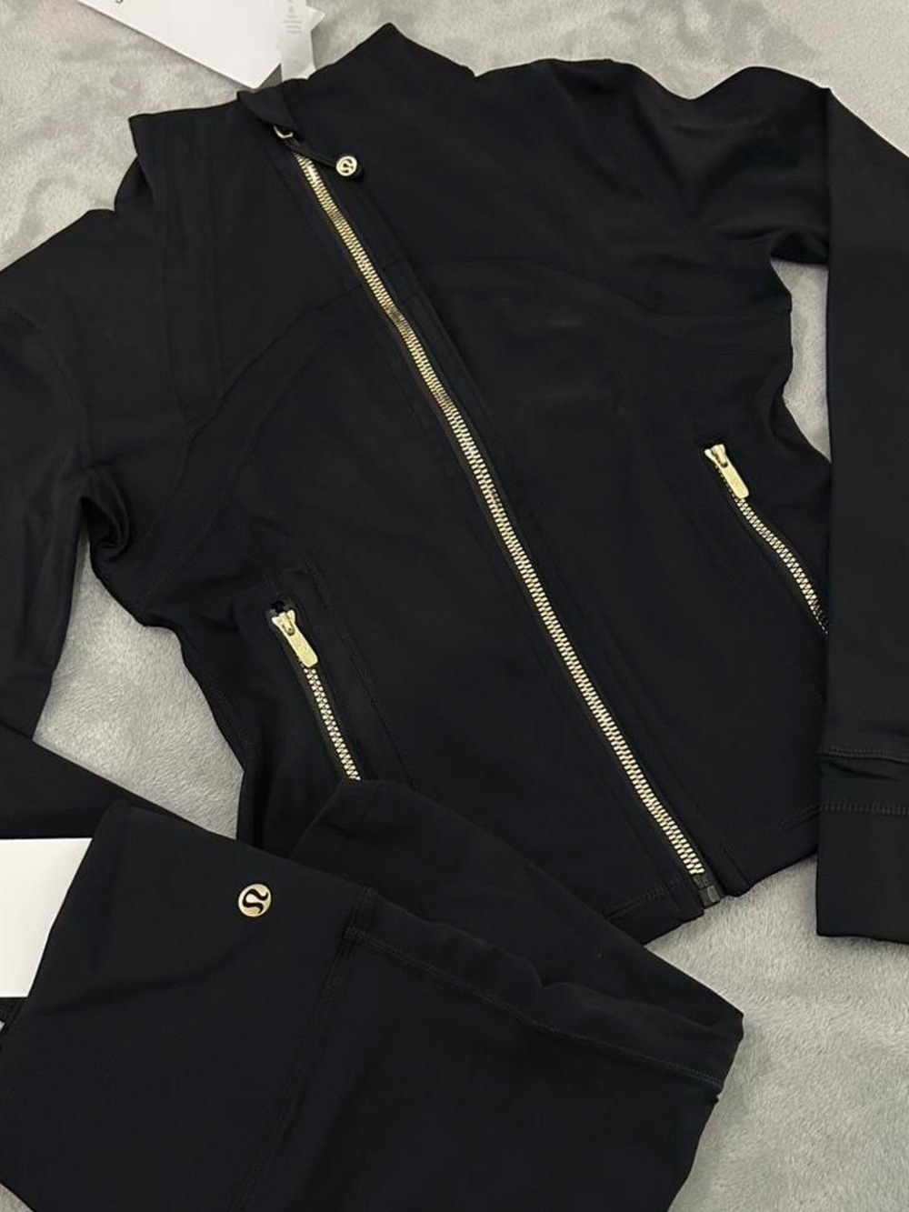 lululemon athletica Black Athletic Jacket & High-Rise Leggings Set - Picture 3 of 7